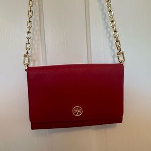 Tory Burch Robinson Chain Wallet